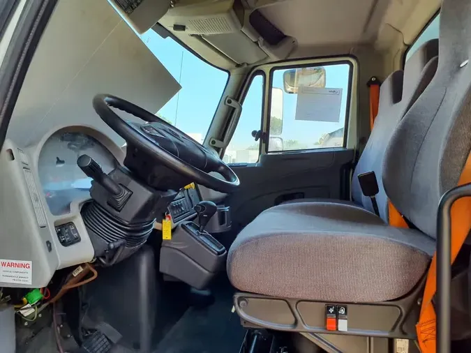 2018 NAVISTAR INTERNATIONAL 4300