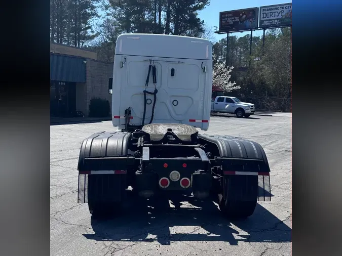 2020 FREIGHTLINER CASCADIA