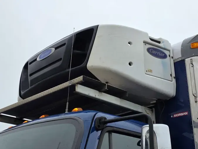 2018 FREIGHTLINER M2 106