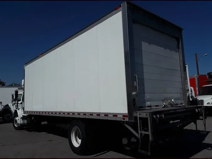 2019 FREIGHTLINER M2 106