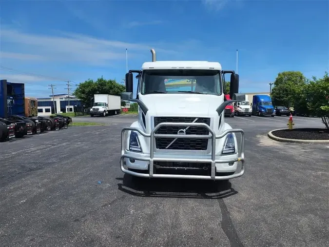 2023 VOLVO VNR64T300e4d281bfca1b7f14f64ac0cf630a1024