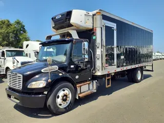 2017 FREIGHTLINER M2 106