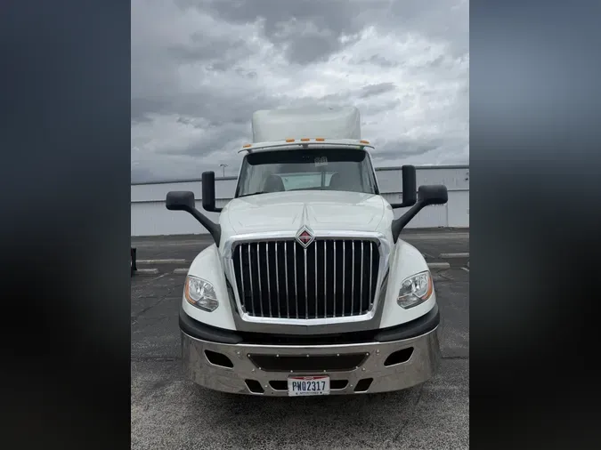 2022 International LT625