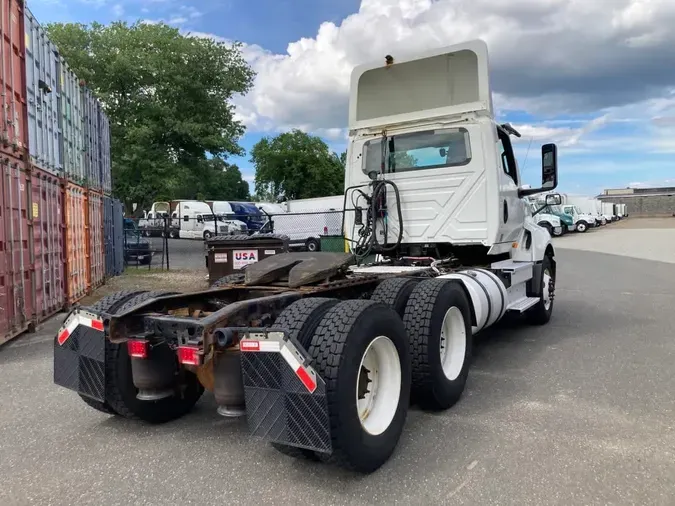 2019 NAVISTAR INTERNATIONAL LT625 DAYCAB T/A