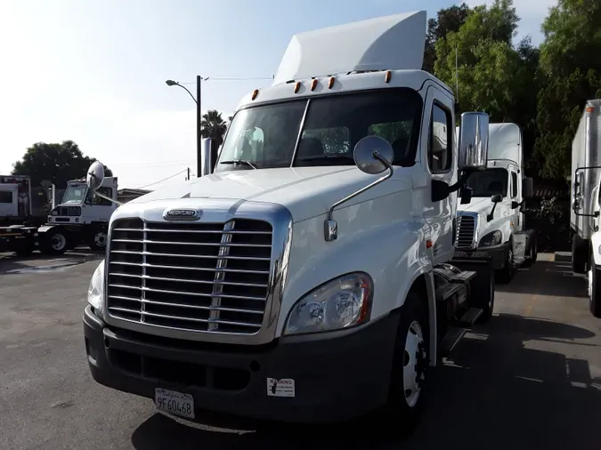 2017 FREIGHTLINER/MERCEDES CASCADIA 125