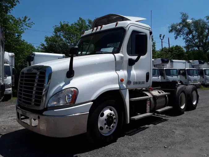 2016 FREIGHTLINER/MERCEDES CASCADIA 125e4e0e23d81457e153f8a48d59319e8cc