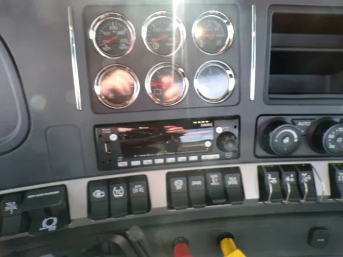 2026 Kenworth T880e4e2d217016139e302ceb94a6985fe08