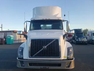 2016 VOLVO VNL300