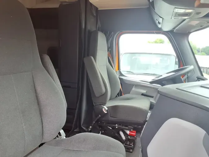 2019 FREIGHTLINER NEW CASCADIA PX12664