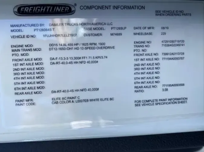 2020 Freightliner Cascadia