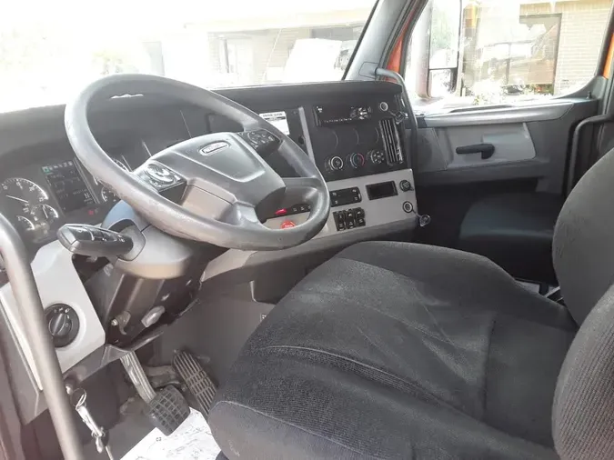 2019 FREIGHTLINER NEW CASCADIA PX12664