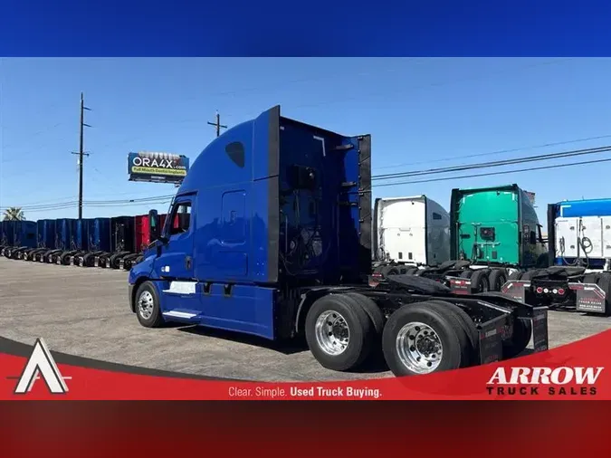 2022 FREIGHTLINER CA126