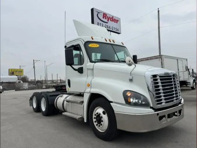 2019 FREIGHTLINER/MERCEDES CASCADIA 125