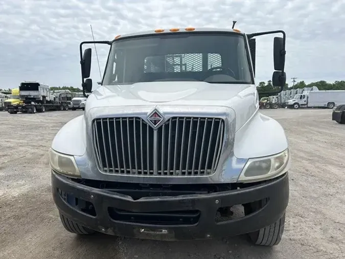 2013 INTERNATIONAL DURASTAR 4300
