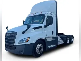 2020 Freightliner Cascadia