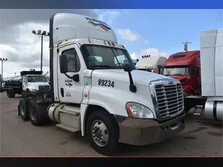 2015 FREIGHTLINER CASCADIA 125