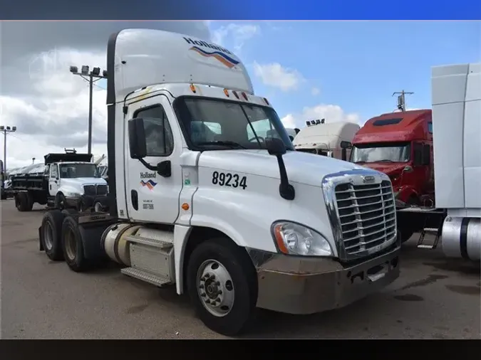 2015 FREIGHTLINER CASCADIA 125e4fc6bb509ac75e7a4fdadc231d24f4a