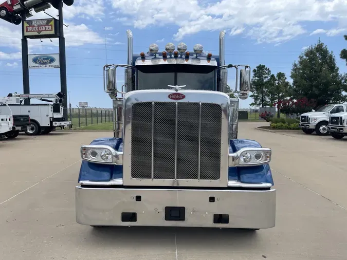 2024 Peterbilt 389