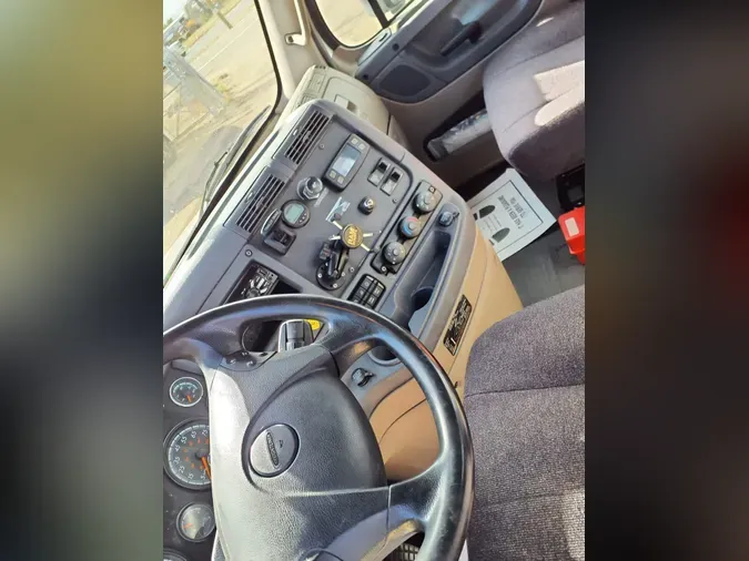 2019 FREIGHTLINER/MERCEDES CASCADIA 125