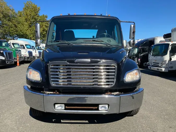 2017 FREIGHTLINER/MERCEDES M2 106