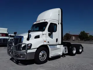 2018 Freightliner CASCADIA 113