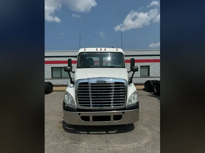 2016 FREIGHTLINER/MERCEDES CASCADIA 125