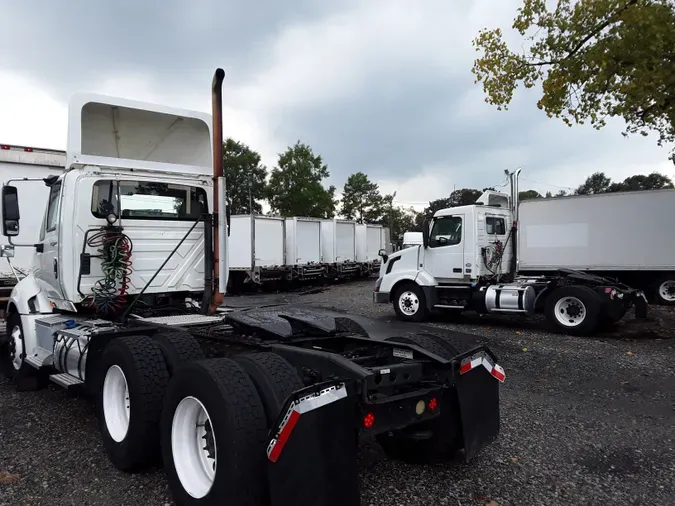 2014 NAVISTAR INTERNATIONAL PROSTAR (6X4)