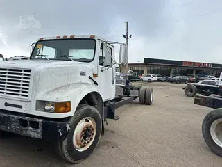 2001 INTERNATIONAL 4900