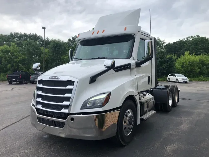 2024 Freightliner New Cascadia