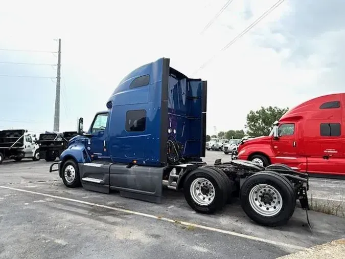 2021 International LT625