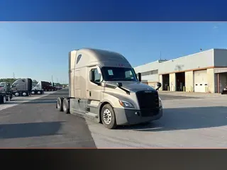 2024 Freightliner Cascadia 126