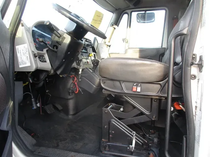 2016 INTERNATIONAL 4300