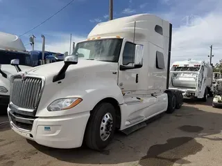 2021 INTERNATIONAL LT