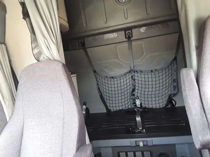 2018 FREIGHTLINER CASCADIA 125