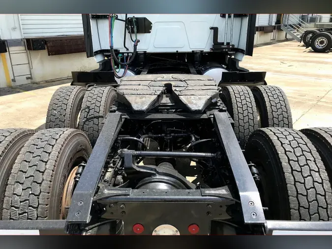 2023 INT LT625 6x4