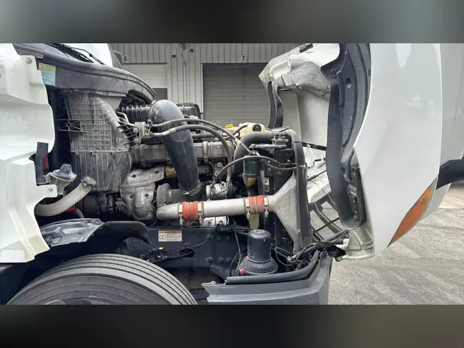 2021 Freightliner Cascadia 126e525c8ab07aa180ece683a89f54c16e0