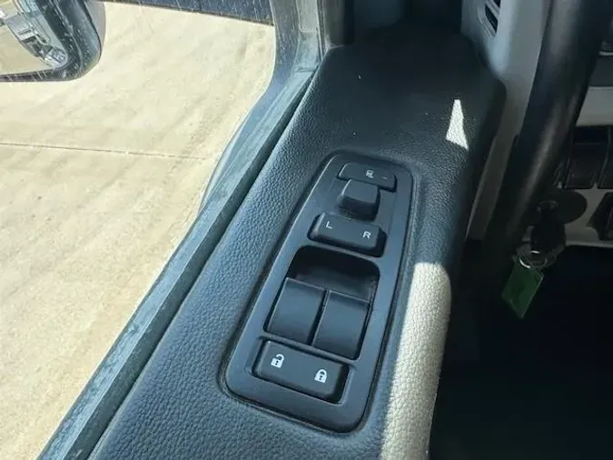 2022 Peterbilt 567