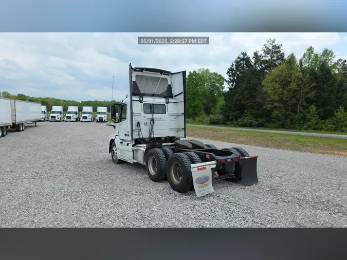 2018 Volvo VNL300