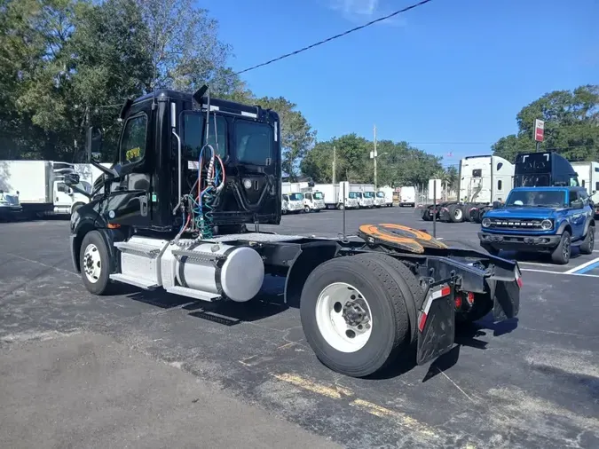 2019 FREIGHTLINER/MERCEDES NEW CASCADIA 126