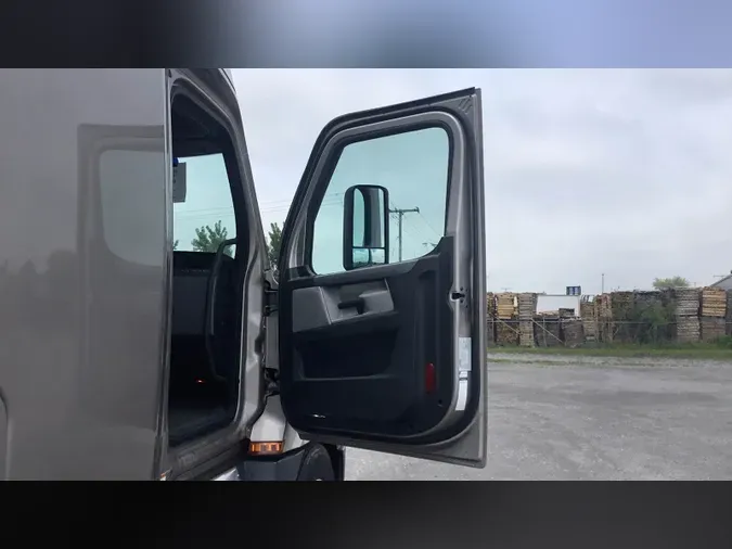2021 Freightliner Cascadia