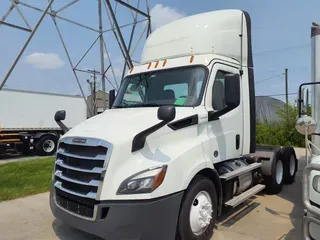 2020 FREIGHTLINER NEW CASCADIA 116
