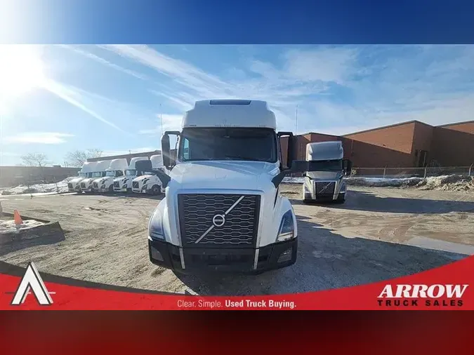 2021 VOLVO VNL64T760