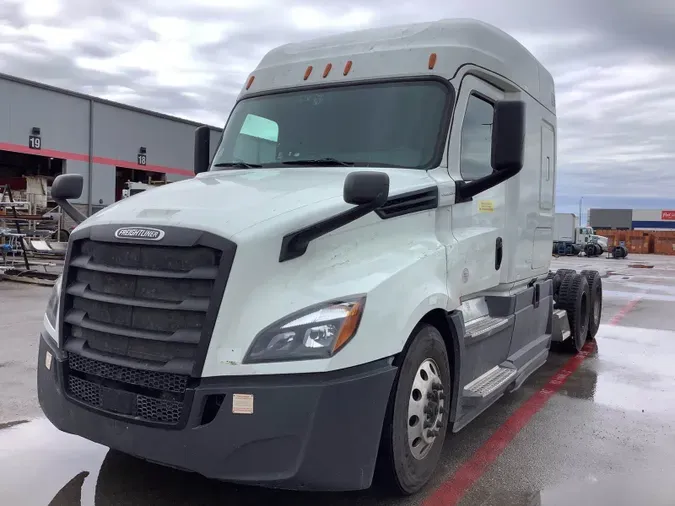 2020 Freightliner Cascadia