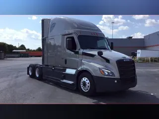 2025 Freightliner Cascadia 126