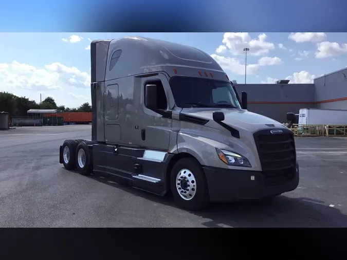 2025 Freightliner Cascadia 126e53e3d19f18d6e41f3f8c2a9a31eae76