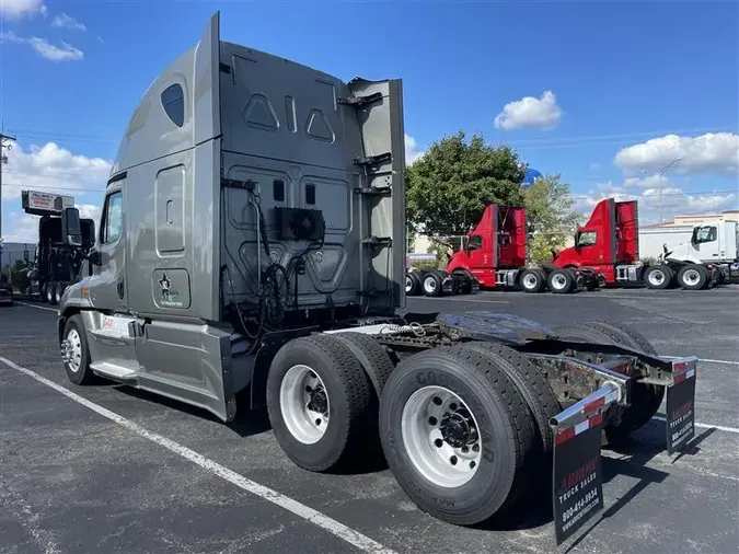 2015 FREIGHTLINER CASCADIA