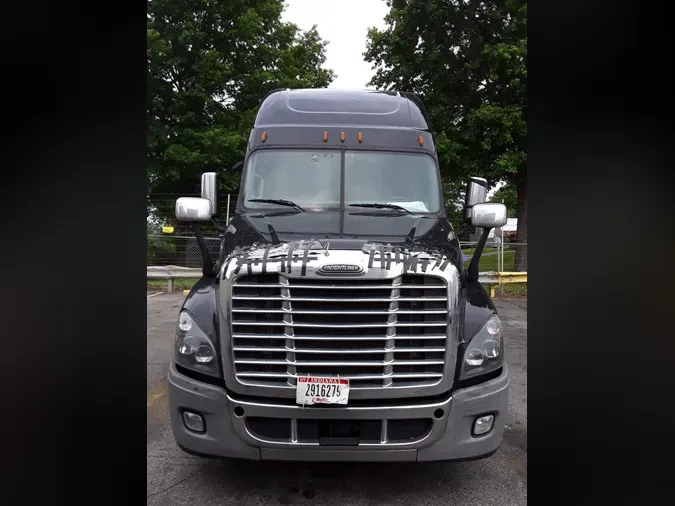 2019 FREIGHTLINER/MERCEDES CASCADIA 125