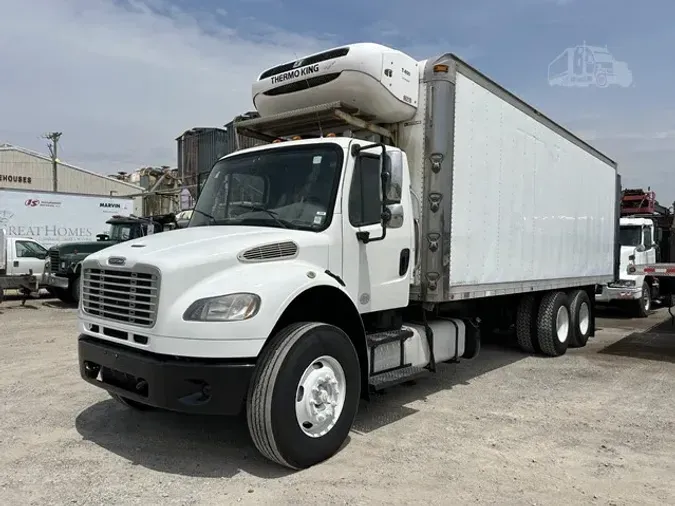 2012 FREIGHTLINER BUSINESS CLASS M2 106