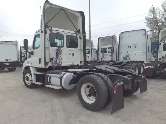 2018 FREIGHTLINER CASCADIA 113