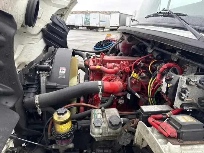 2020 FREIGHTLINER/MERCEDES M2 106